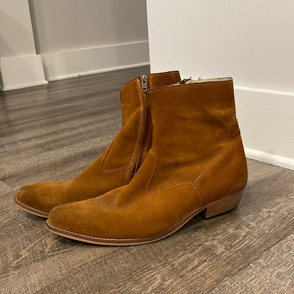Men’s Urban Outfitter’s Camel Colored Heeled Chelsea Suede Boots